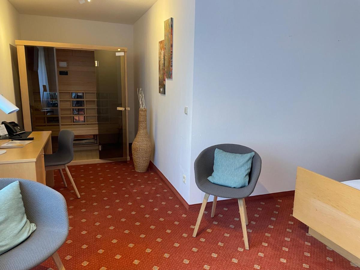 Hotel Lindenhof Hubmersberg Pommelsbrunn Екстериор снимка
