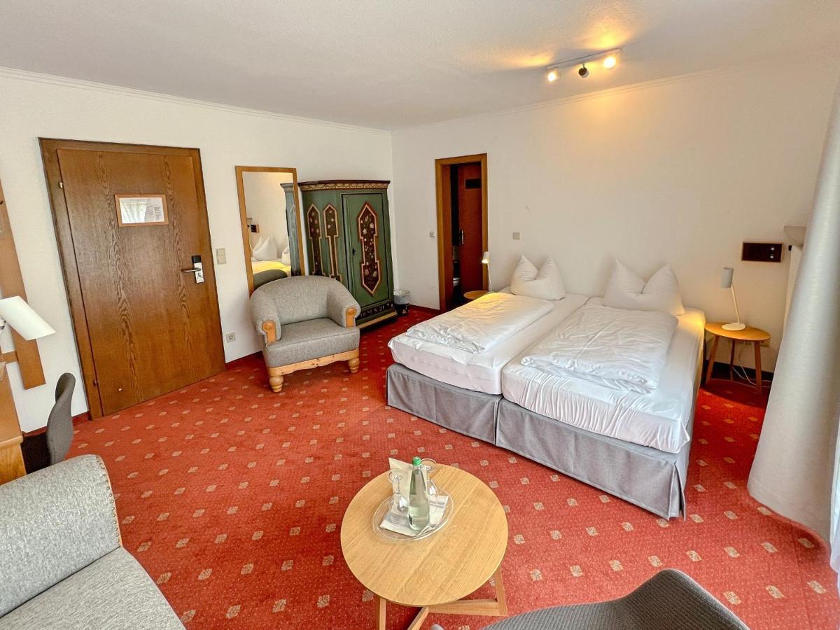 Hotel Lindenhof Hubmersberg Pommelsbrunn Екстериор снимка
