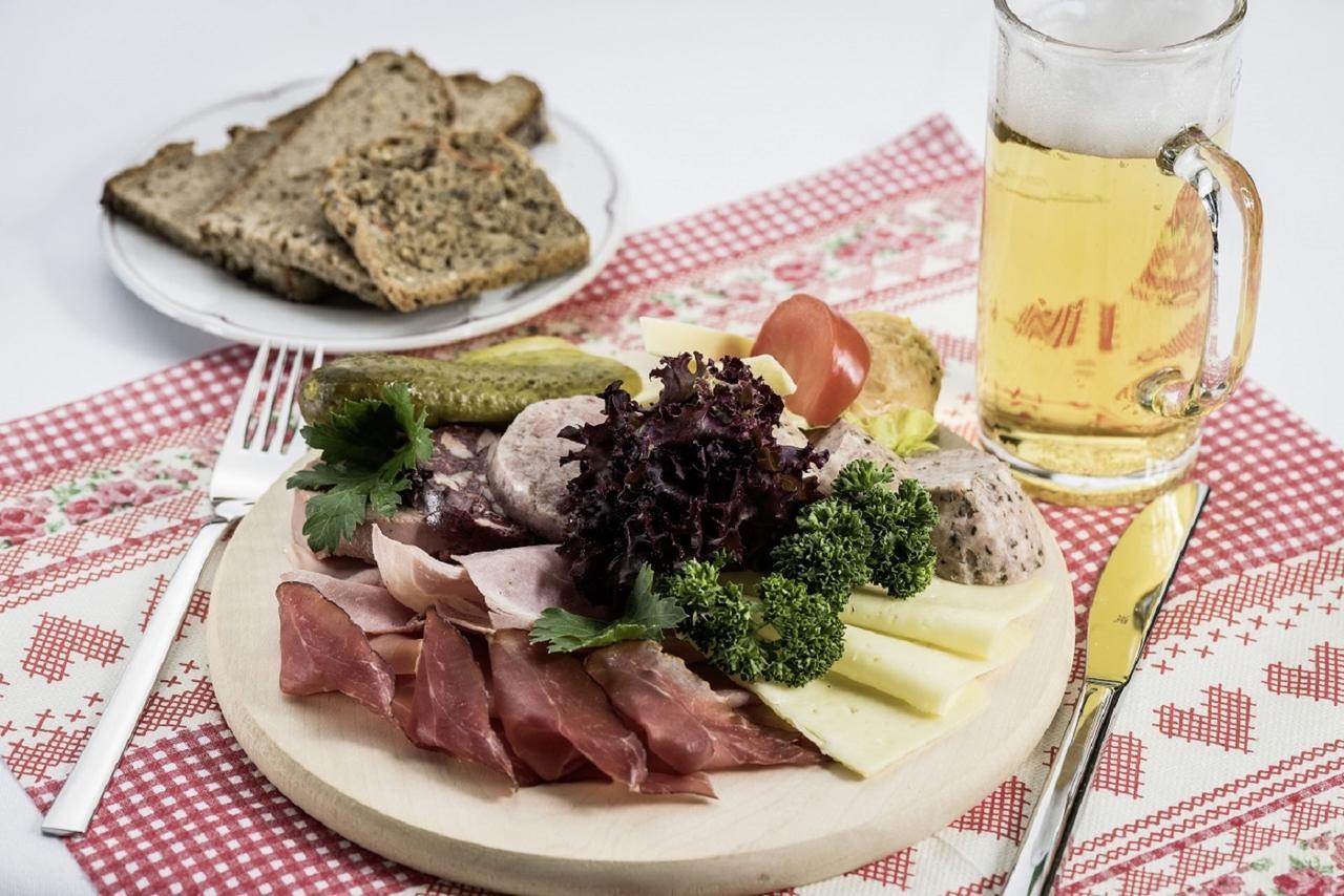 Hotel Lindenhof Hubmersberg Pommelsbrunn Екстериор снимка